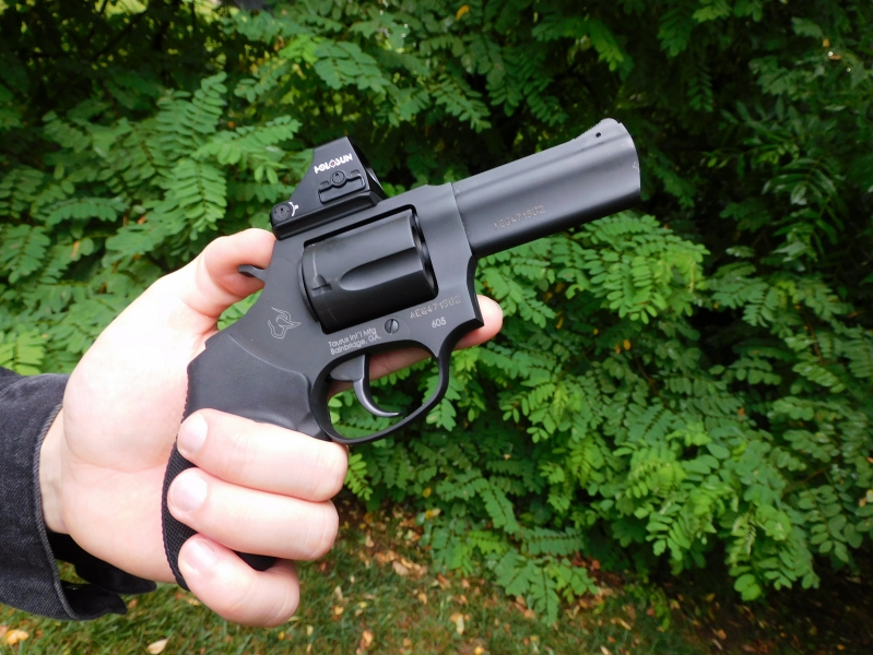 Taurus Defender 605 TORO revolver