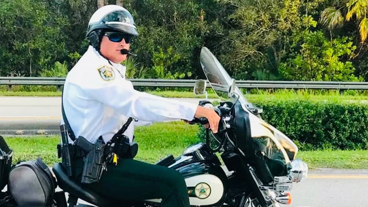 Florida deputy ‘fighting for his life’ following crash that killed 2 colleagues