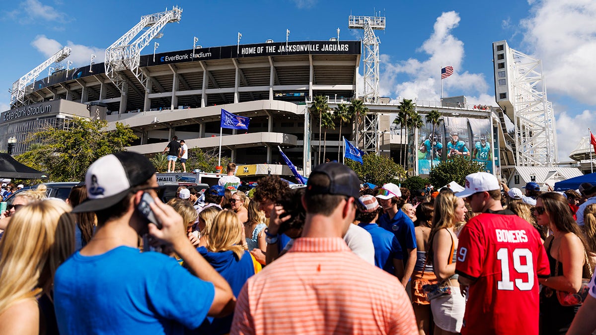 Florida and Georgia fans