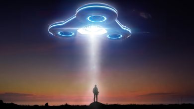 Former defense official makes earth-shattering UFO revelation as unexplained drones leave millions on edge