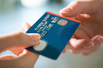 Credit Card Defaults Skyrocket To 14-Year High – A Sign That Inflation’s Worst Effects Have Yet To Be Realized