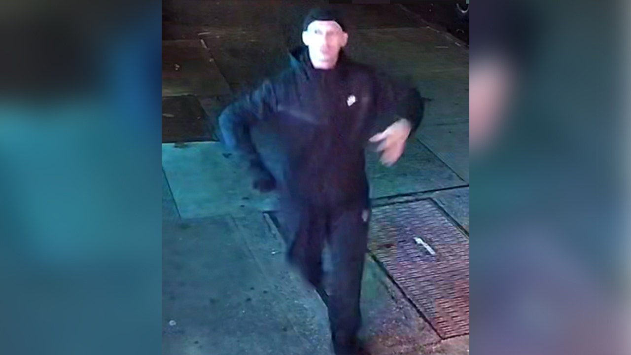 Police hunt ‘Haggler After Midnight’ mugger targeting certain victims in bizarre crime spree