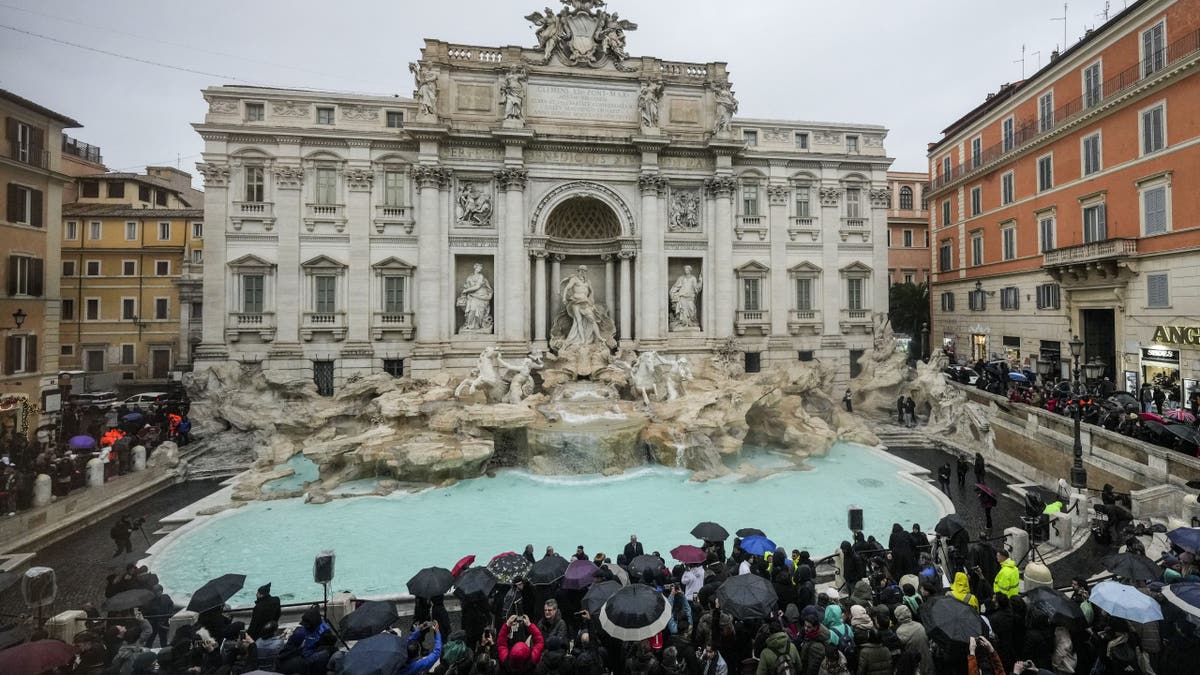 Trevi Fountain