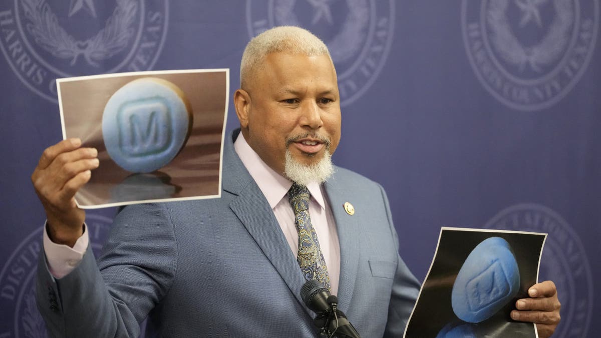 Image of Daniel Comeaux as past DEA's Houston Division Special Agent in Charge