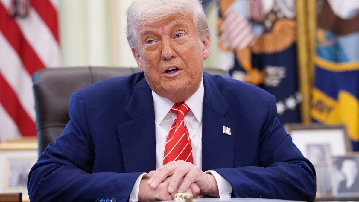 President Donald Trump's travel restriction announcement sparked widespread backlash among Democratic lawmakers and critics on social media. (Kevin Dietsch/Getty Images)