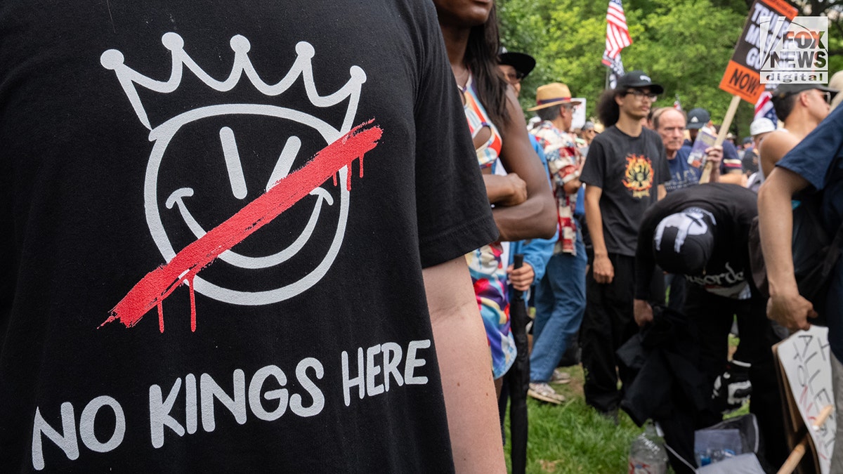 Anti-Trump protesters march in DC