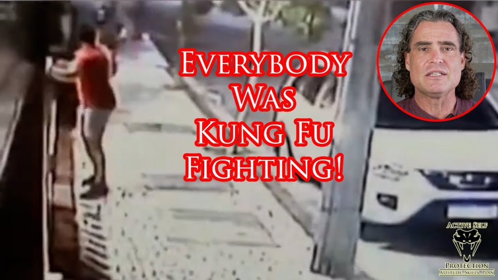 Robbery Victim Jump Kicks Moto Robbers!