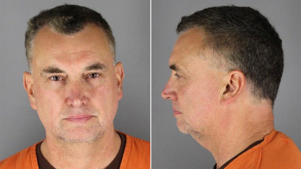 Federal grand jury indicts suspect accused of targeting Minnesota lawmakers in deadly shooting spree Federal grand jury indicts suspect accused of targeting Minnesota lawmakers in deadly shooting spree