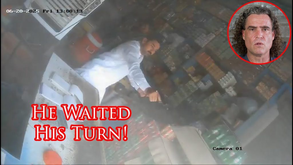 Clerk Gets the Drop on Armed Robbers