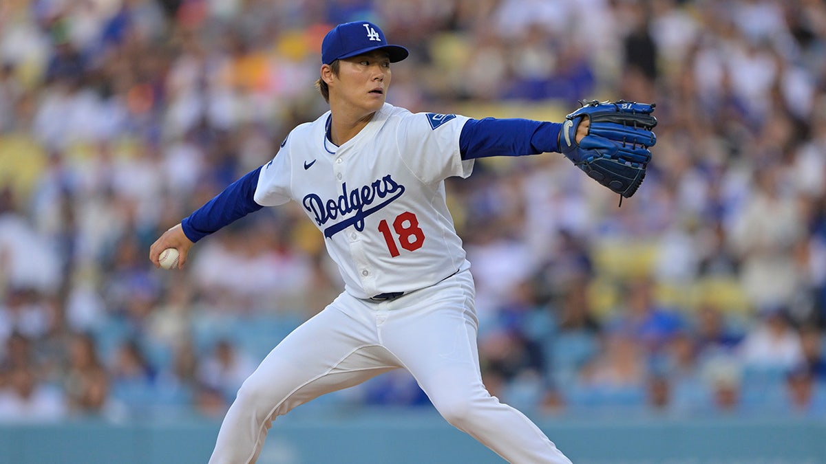 Dodgers pitcher Yoshinobu Yamamoto