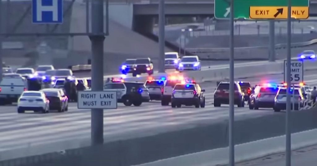 Las Vegas Driver Shoots Knife-Wielding Attacker After Rear-End Road Rage Incident Turns Violent Las Vegas Driver Shoots Knife-Wielding Attacker After Rear-End Road Rage Incident Turns Violent