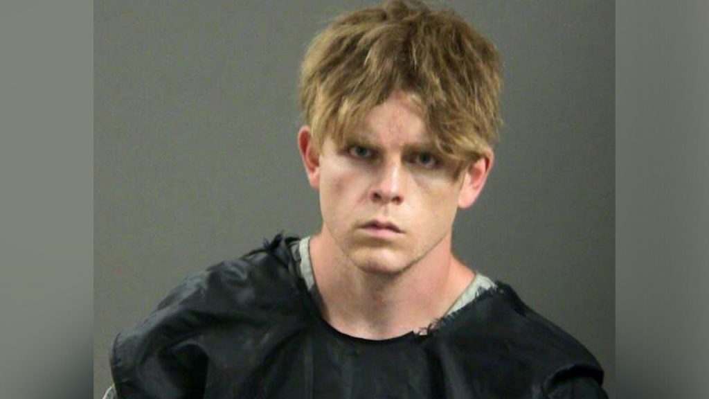 Video shows Arkansas hiking murder suspect arrested mid-haircut Video shows Arkansas hiking murder suspect arrested mid-haircut