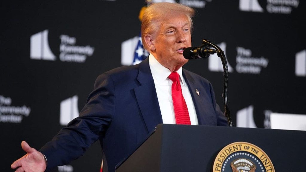 Trump warns he may bypass Congress with national emergency to keep DC police control beyond 30 days