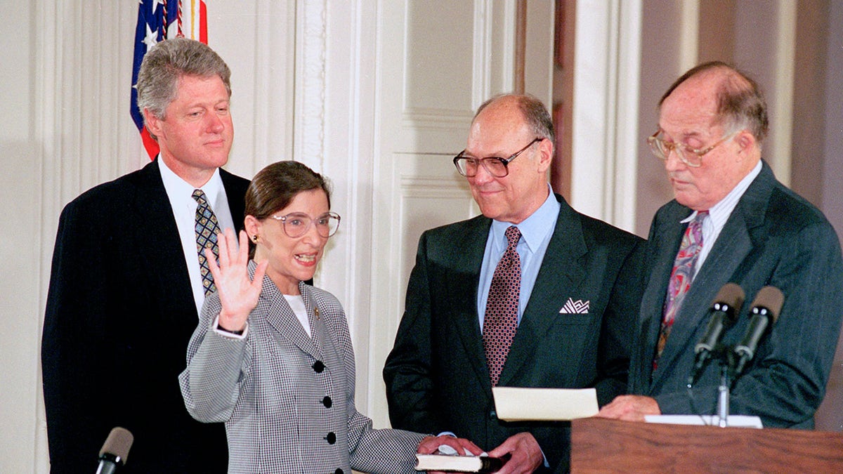 Martin Ginsburg,Ruth Bader Ginsburg,Bill Clinton,William Rehnquist