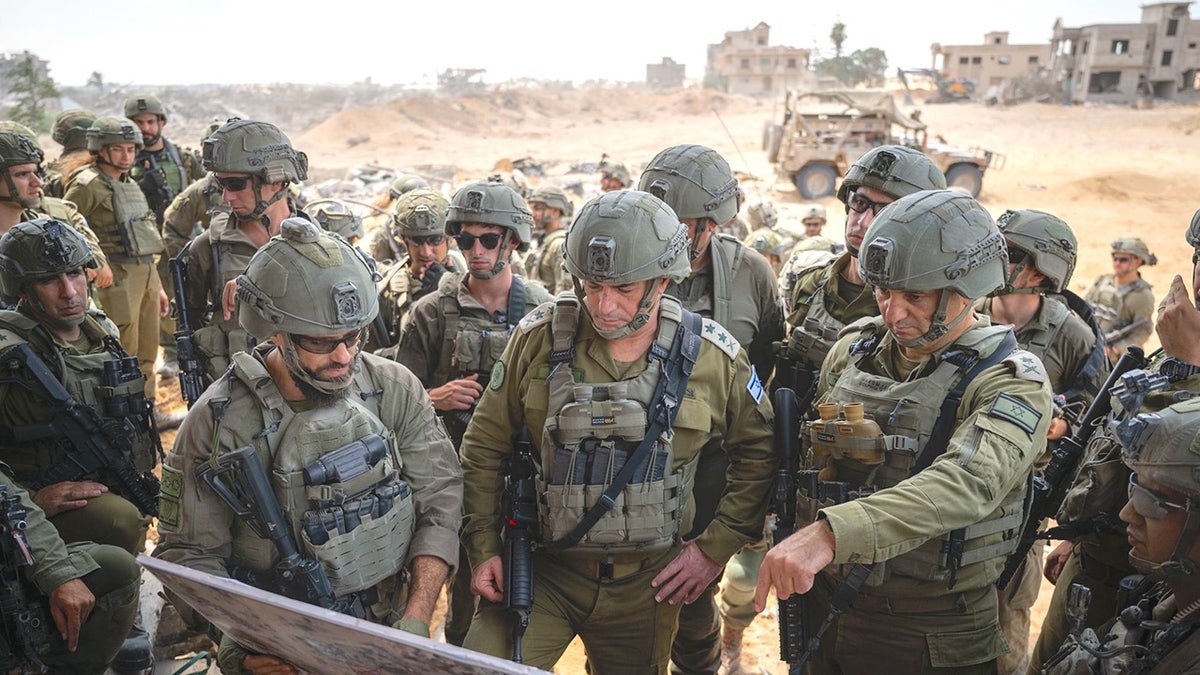 The Chief of the General Staff, LTG Eyal Zamir, conducted a field tour in the Gaza Strip.