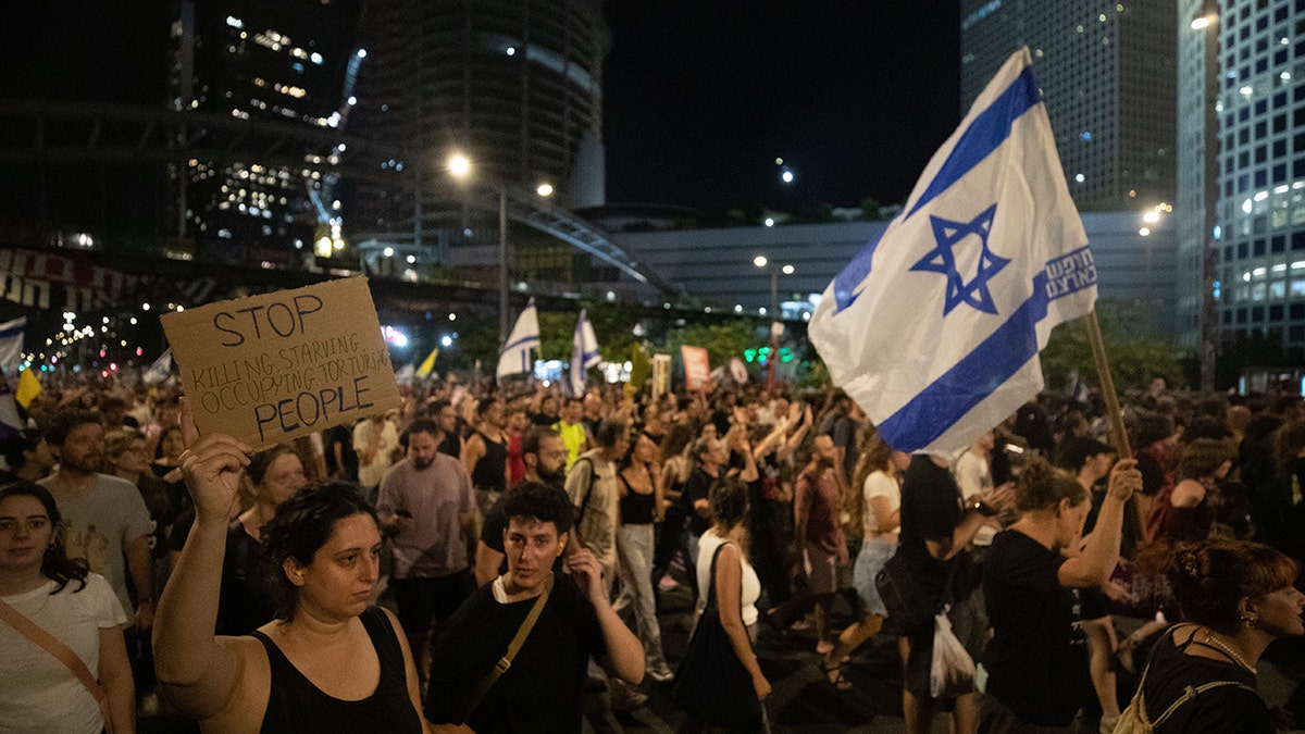 Tel Aviv protest crowds