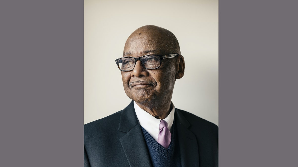 Robert L. Woodson Sr