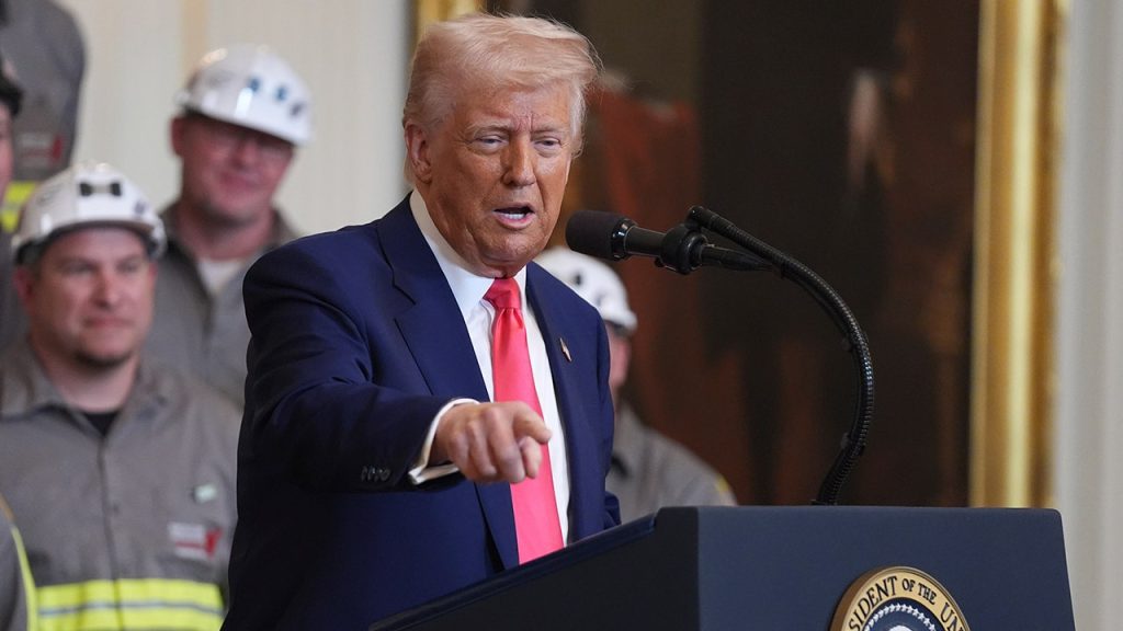 Senate lawmakers clash over Trump administration’s approach to speech, censorship Senate lawmakers clash over Trump administration’s approach to speech, censorship