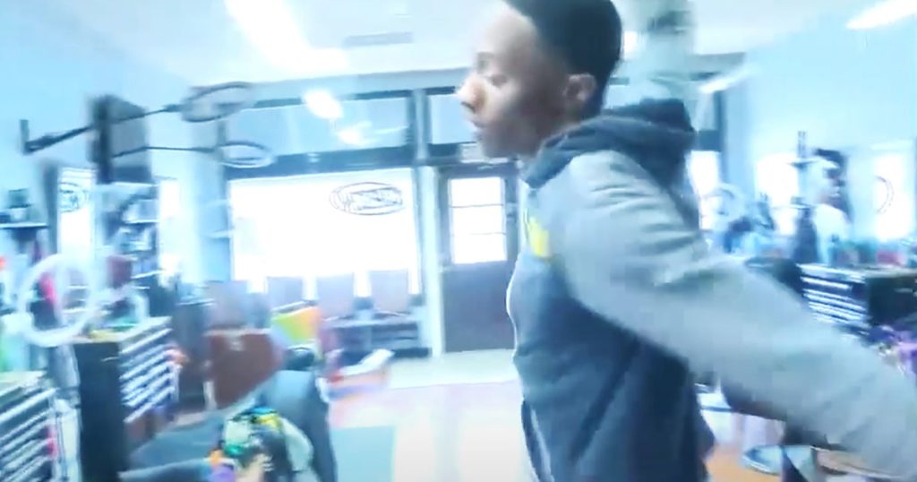 Machete-Wielding Robber Storms Barber Shop, Says ‘You Know What This Is’ — Gets Shot by Employee