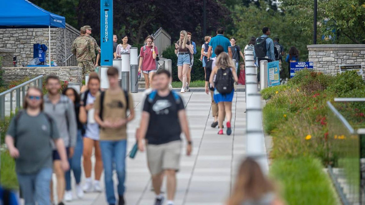 Students at University of Kentucky campus