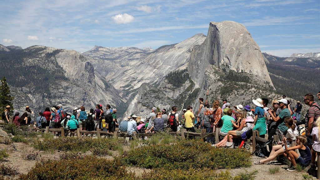 Yosemite rangers bust outlaw jumpers off El Cap — zero tolerance, shutdown or not Yosemite rangers bust outlaw jumpers off El Cap — zero tolerance, shutdown or not