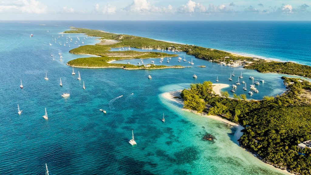 Eight Americans arrested in Bahamas after authorities discover ‘high-powered weapons’ cache, ammunition Eight Americans arrested in Bahamas after authorities discover ‘high-powered weapons’ cache, ammunition