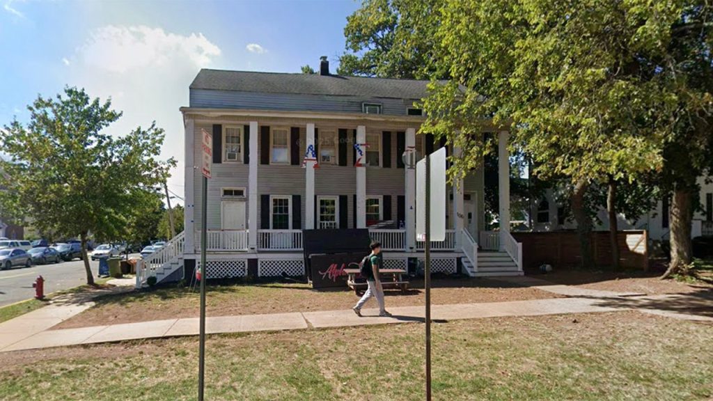 Frat house where students were electrocuted in alleged hazing had laundry list of known red flags: report