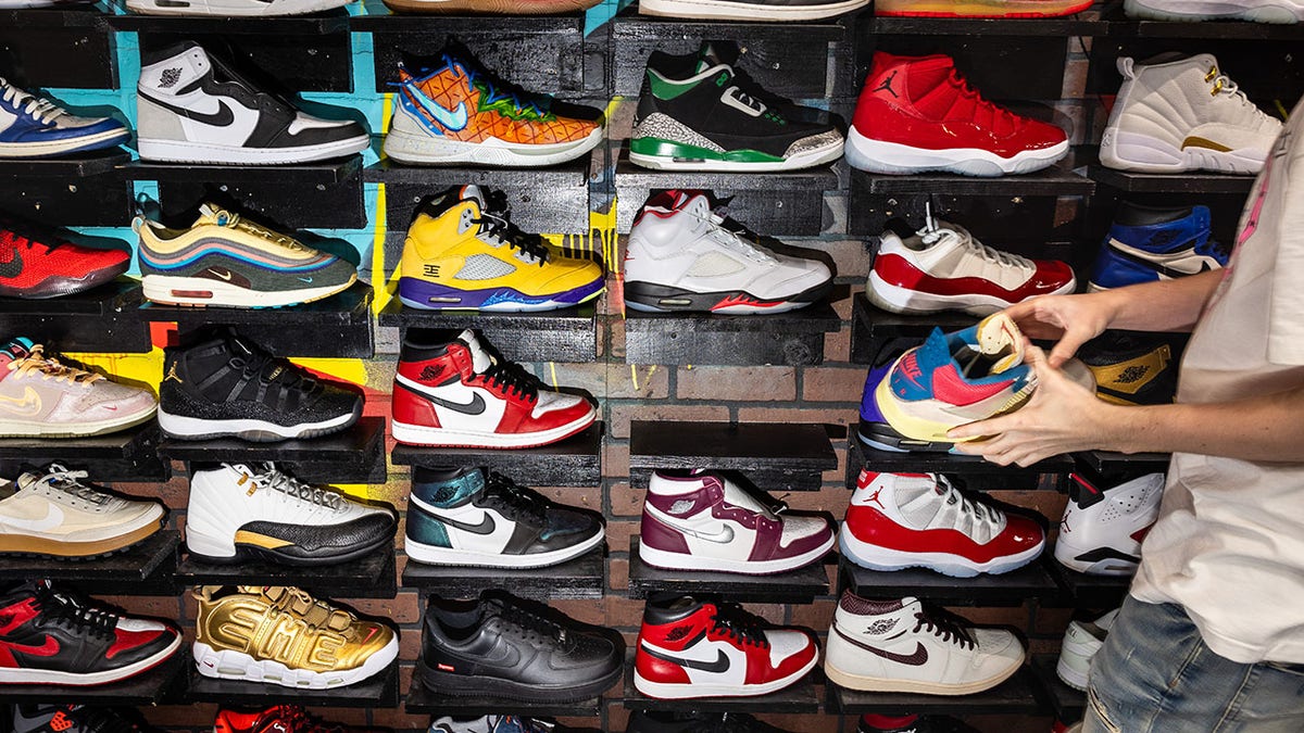 Police arrest Coolkicks founder after discovery of $500,000 in stolen Nike shoes and apparel at LA warehouse.
