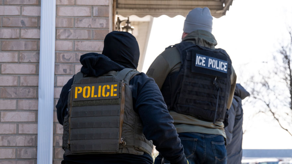 Mexican gangs offering up to K bounties for ICE agent assassinations in US, DHS says Mexican gangs offering up to K bounties for ICE agent assassinations in US, DHS says