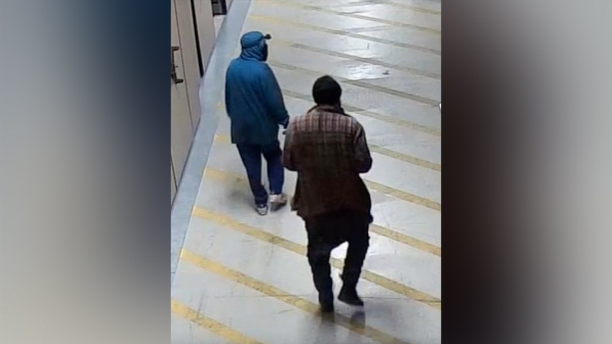 Surveillance footage of suspects allegedly stealing artwork from the Oakland Museum of California