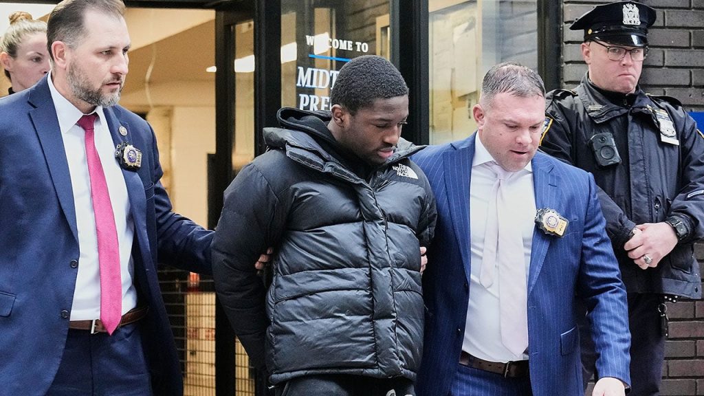 Suspect in shooting of New York Jets player hit with attempted murder, other charges Suspect in shooting of New York Jets player hit with attempted murder, other charges