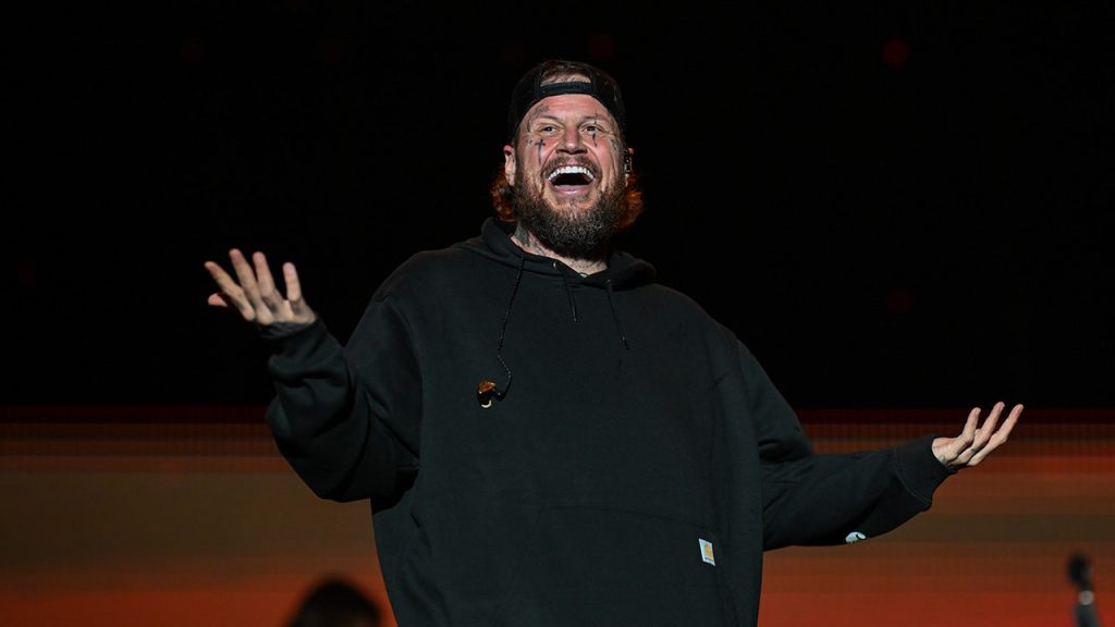 Jelly Roll says lifelong gun ban as a felon should have ‘path to redemption,’ wants his right to hunt back Jelly Roll says lifelong gun ban as a felon should have ‘path to redemption,’ wants his right to hunt back