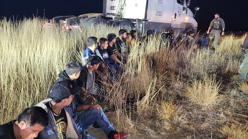 Video shows 23 illegal immigrants found hidden in truck cab during tense traffic stop: police Video shows 23 illegal immigrants found hidden in truck cab during tense traffic stop: police