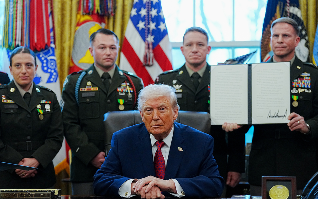 Trump signs order declaring illicit fentanyl a ‘weapon of mass destruction,’ citing national-security risks Trump signs order declaring illicit fentanyl a ‘weapon of mass destruction,’ citing national-security risks