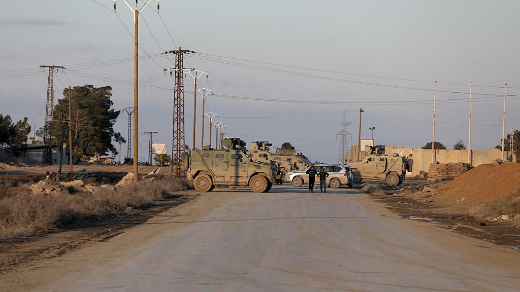 ISIS fighters break free from Syrian jail amid chaotic government handover ISIS fighters break free from Syrian jail amid chaotic government handover