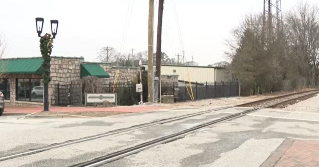 Knife Vs. Gun: Fatal Shooting Outside Ollie’s Tavern Deemed Justified