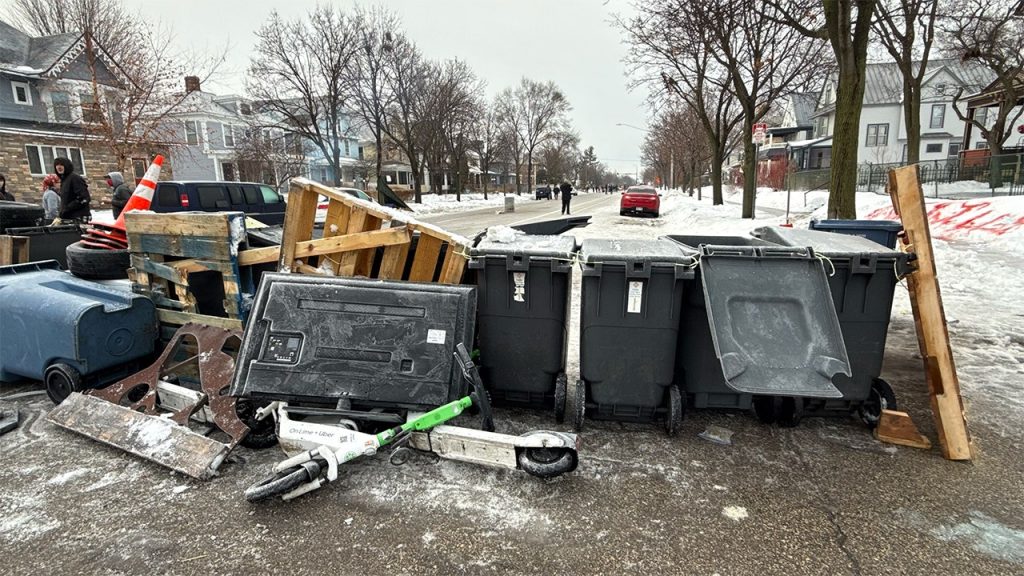 Minneapolis police nowhere to be found as agitators seize control of street after ICE shooting