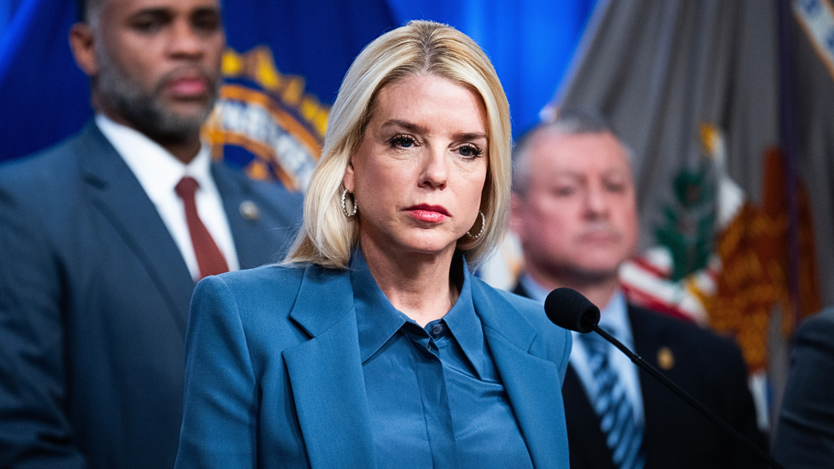 pam bondi