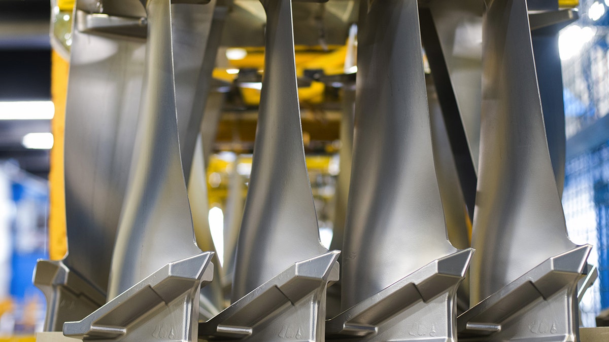 Fan blades for CFM56 turbofan aircraft engines