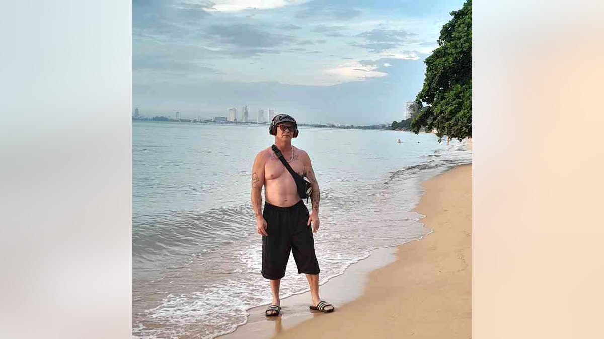 Stein Heath Cole on a beach