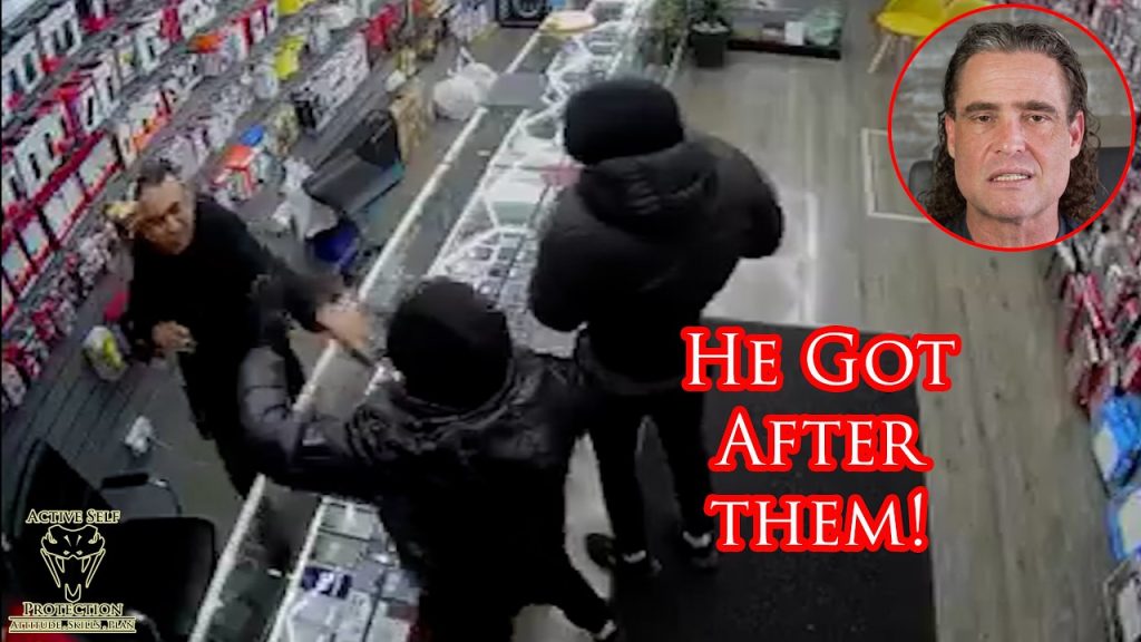 Shopkeep Puts Some Licks On Armed Robbers
