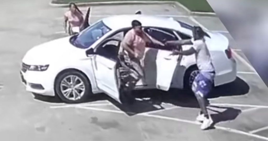 Texas Father Shoots and Kills Carjacker During Nearly Minute-Long Struggle With Family of Eight Inside Vehicle