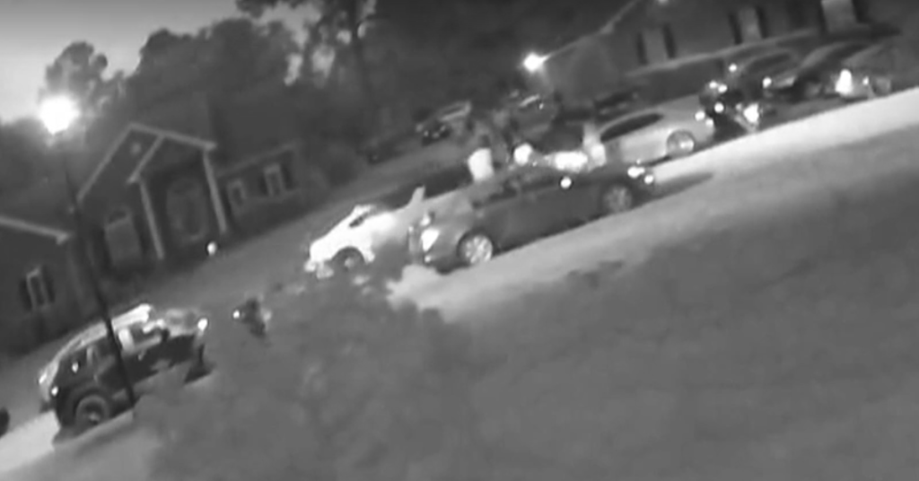 “He Found Out I Had Training”: Marine Vet Trades Shots With Body-Armor Wearing Gunman “He Found Out I Had Training”: Marine Vet Trades Shots With Body-Armor Wearing Gunman