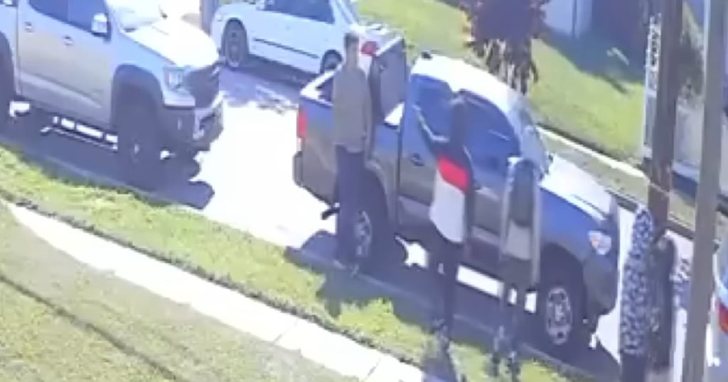 Marine Vet Snatches Gun From Teen Robber’s Hand, Holds All Four for Police in Oxon Hill