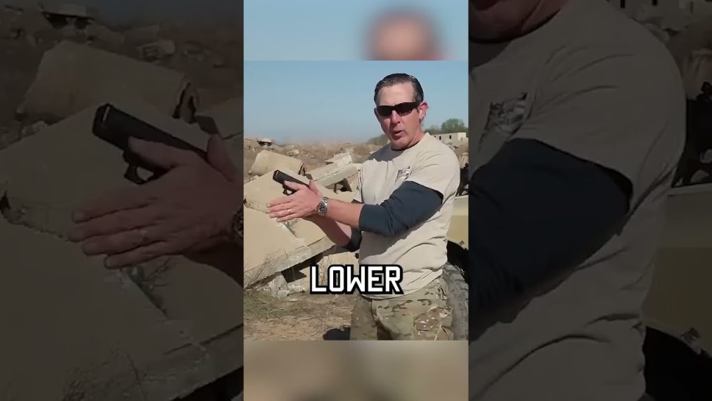 A tip for holding your pistol better #shorts #training #military