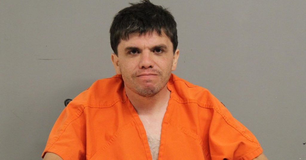 Homeowner Fights Off Would-Be Truck Thief With Bat, Then Gunshot After Suspect Threatens to Kill Him Homeowner Fights Off Would-Be Truck Thief With Bat, Then Gunshot After Suspect Threatens to Kill Him