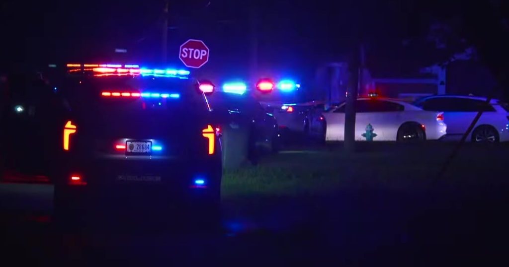 Ex-Boyfriend Knocks on an East Indianapolis Door Just After 10 p.m. and Is Shot Dead, Off-Duty Officer Hit in the Leg, Police Preliminarily Call It Self-Defense Ex-Boyfriend Knocks on an East Indianapolis Door Just After 10 p.m. and Is Shot Dead, Off-Duty Officer Hit in the Leg, Police Preliminarily Call It Self-Defense
