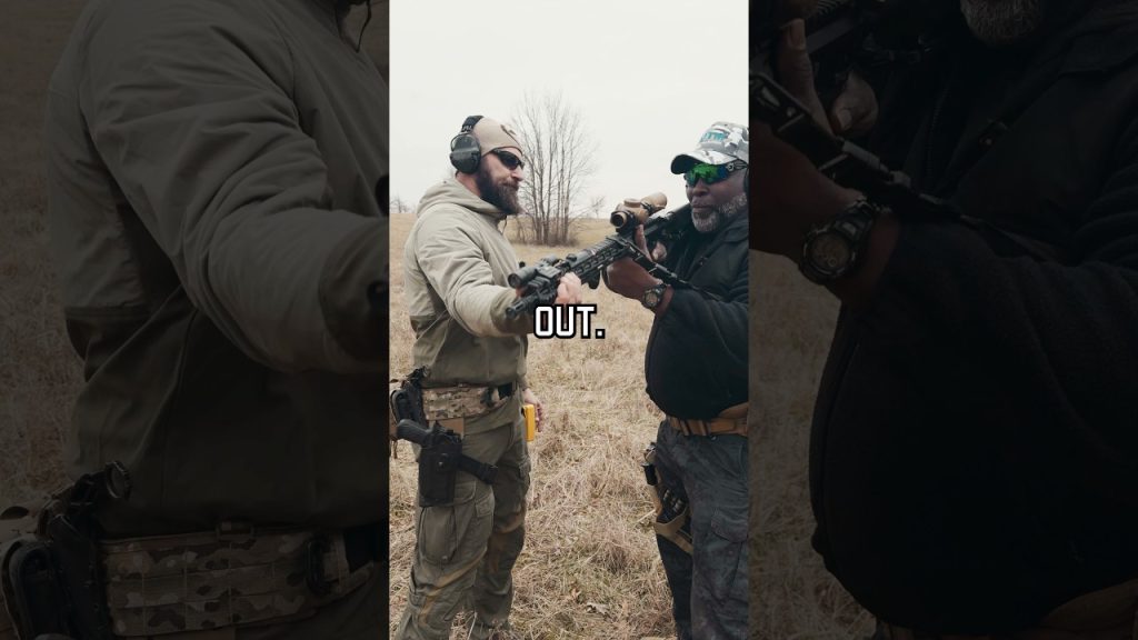 What’s the correct way to hold your rifle? #shorts #military #lawenforcement #tips #training